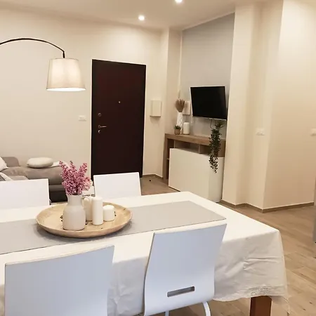 Quick - Edera Apartament Biella